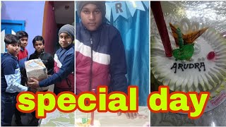 Birthday special||জন্মদিন এলে খুব আনন্দ হয় কেননা গিফট পাব বন্ধুদের কাছে||কিন্তু এত বড়