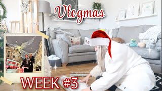 VLOGMAS WEEK 3 | SPENDING THE WEEKEND IN LONDON | WRAPPING GIFTS & MORE | Emma Nightingale