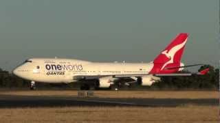 Qantas Boeing 747-400ER LOUD Take Off