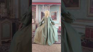 A Ginormous Georgian gown!