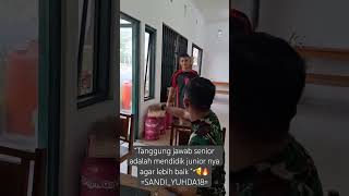 Senior yang baik ada dia yang mau mengingat kan Adek nya 🔥 #trending #tentara #senior #junior #fyp