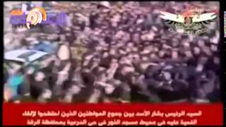 الرئيس بشار الأسد بين جموع المواطنين2011