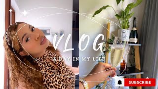 VLOG SERIES | A DAY IN MY LIFE | SIMPLE LIVING ROOM DECOR