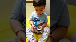 2 Yr old Kushagra reciting Hare Krishna Mahamantra| Iskcon Kids| iskcon esanskar