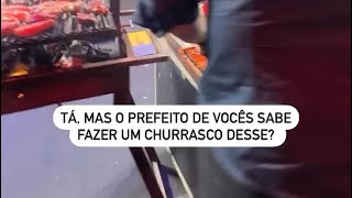 Esse prefeito faz tudo!