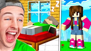 MOM vs DAD In Minecraft!