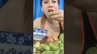 Spicy ate #asmr #mukbang #eatingsounds #spiccy