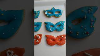 Biscotti a forma di mascherine di carnevale #shorts #trending #carnevale2024