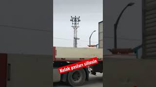 Kulak paslarını silelim dedik