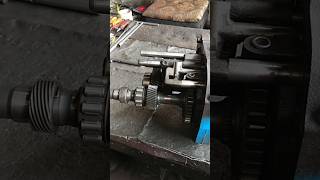 Toyota Hilux manual transmission gearbox #shorts #viralshorts #ytshorts