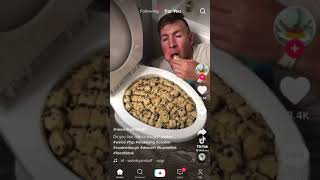 #tiktokchallenge #nasty Man Eats Cookie Dough Out Of Toilet‼️‼️‼️🤮🤮🤮🤮