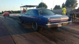 1968 Roadrunner Burnout on the Limiter