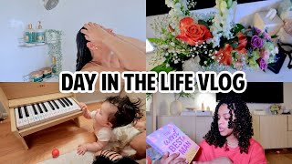 MOM VLOG | full wash day routine, book haul, sissy is crawling at 6 months