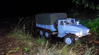 Cross RC UC6 Ural 4320 - night driving