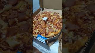 Masarap na Merienda na may big discount #pizza #dominospizza #pichapie #eat #shorts #yummy