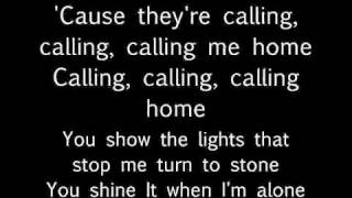 Ellie Goulding - Lights (lyrics on screen)