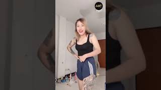 TikTok ဆော့ရင်းဘောင်းဘီကျွတ်😍