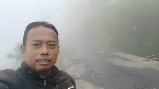 Motovlog Rute Candi Cetho Tanjakan Ekstrim 80 Derajat Kabut Lebat dan Hujan Deras Via Candi Sukuh