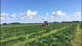 Mts Boer aan het inkuilen!