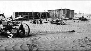 Stinging Dust and Forgotten Lives: The Dust Bowl (Dust and Farming)