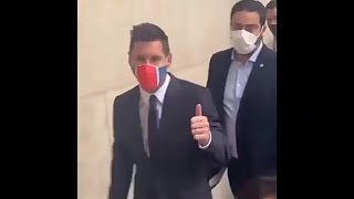 Messi arriva a Parigi! Incredibile accoglienza dei tifosi del PSG!