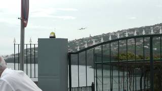 TAP / A319 spectacular landing @ Funchal, Madeira 28.10.2014