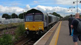 DRS 66424, 68018, 66426 passing through Wakefield Kirkgate 17/7/24.