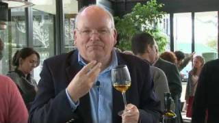 Michael's Minute: Klein Constantia Vin de Constance - 2004