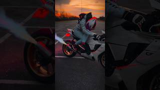 Yamaha R1 Loud Exhaust Sound 😍💥#yamahar1 #burnout #yamahar1m #yamahar6 #yamahar15 #exhaustsound