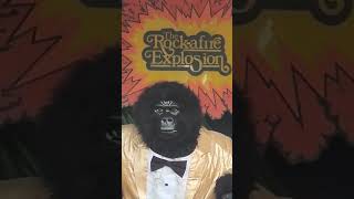 Fatz Still thinks it's 1983 talking to crowd Showbiz Pizza  Rock afire Explosion