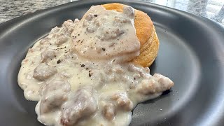 Easy Homemade Biscuits & Gravy: Southern Comfort in Your Kitchen