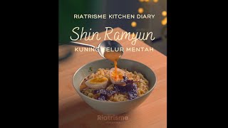 Masak Shin Ramyun Ramen Pakai Kuning Telur Mentah Riatrisme Resep Masak Mie Rebus Instan Pedas