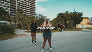 Pretty Money Gang - Lit B*tch ( Official Visual) | @DirectedByFOUR