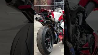 #ducati Ducati Panigale V4R