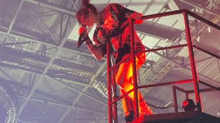 Billie Eilish on a lift - Happier Than Ever Tour - Qudos Bank Arena, Sydney 15.9.22