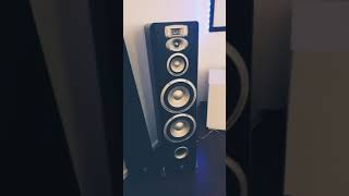 MY JBL L890