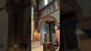 Parte 16 - Canto dentro da Igreja da Abadia de Santa Hildegarda | na Alemanha 🇩🇪