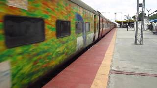 12438 Secunderabad Rajdhani Whines and Gallops Raigir .