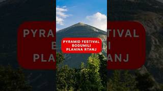 Bogumili na Pyramid Festivalu u podnožju planine Rtanj #piramide #srbija #bogumili #rtanj