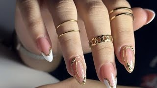 Trendy and shimmery Nail art design