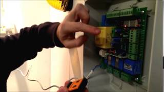 Programming a Roger H80 TX22 Gate & Garage Remote Control