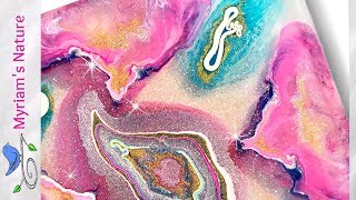 133] Unconventional Resin PETRI :  Sparkle & Shine with Alcohol Inks - Closeup Tutorial