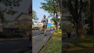 Jogging pelan pelan saja