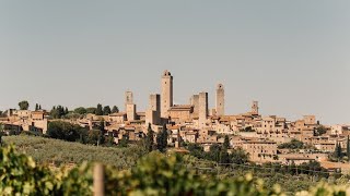 San Gimignano is famous for producing what kind of wine?