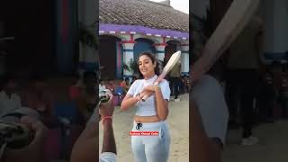 #Video | Khesari Lal Yadav and Yamini Singh Playing Cricket On Set Prem Ki Pujaran 🔥