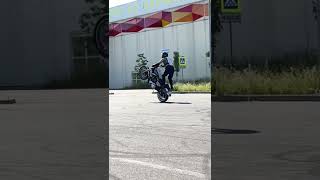 Sportster stunt #стантрайдинг #харлей #sportster1200 #drift #harleydavidson