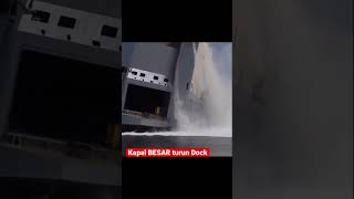 Pelepasan kapal Besar #kapal  #shortvideo #viral #ship