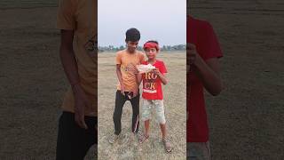 पापा इश्में क्या लिखा है #shorts #youtubeshorts #shortsfeed #surajroxnewvideo #comedy #viral