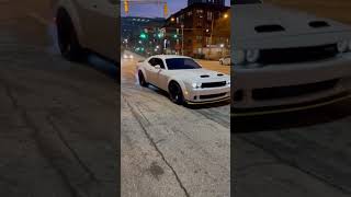 WIDE BODY HELLCAT DOES BURNOUT