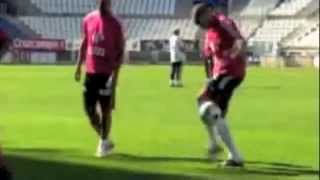 Thierry Henry joggling skills